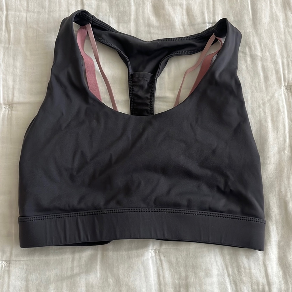 Fabletics sports bra